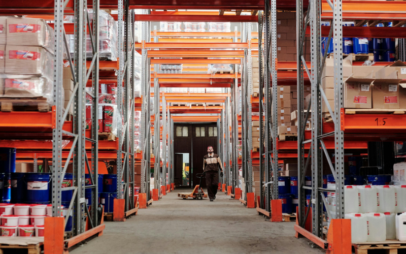 Freight consolidation services by Move LogistiX reducing transport costs for clients